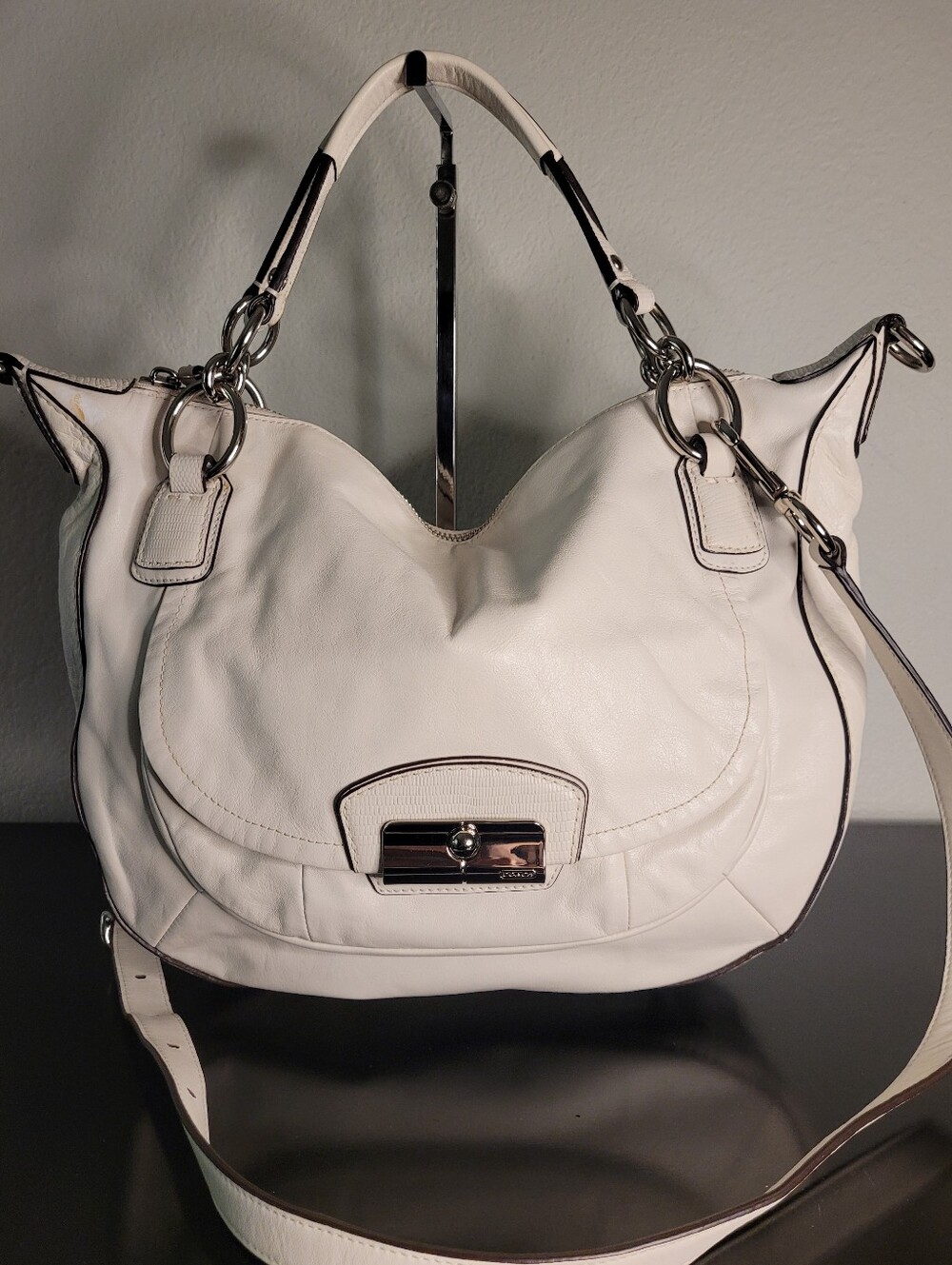 Coach Kristin Shoulder Bag - Picture 1 of 16